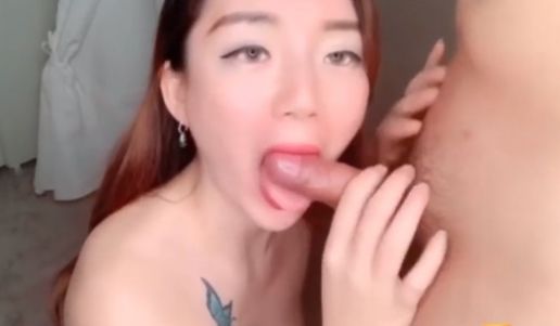 可爱女友口交技术一流，忍不住颜射