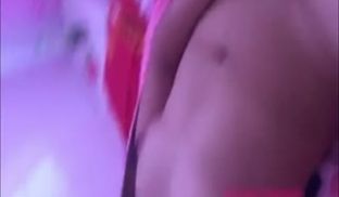 高清裸贷——漂亮妹为了几千块自慰