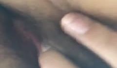 高清裸贷—长发妹子高兴自拍