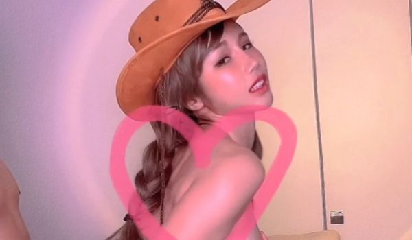 骑了一个女牛仔