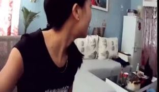 摄像头破解小少妇光着屁股在家