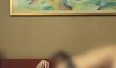 黑丝连体苗条少妇酒店夹奶上位狂草
