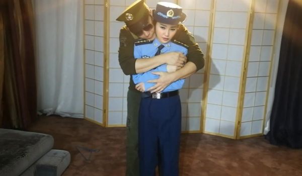 李冰冰 空军女上尉被俘