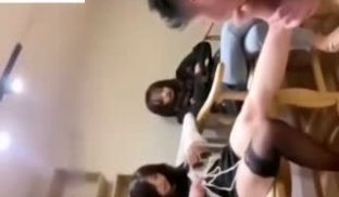 闺蜜调教舔脚