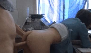 疯狂后入女同事停一下就急的打人，另加销魂吃鸡巴
