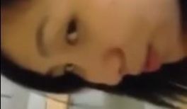 网络流出广东某高校学生情侣假日在楼梯激情啪啪视频