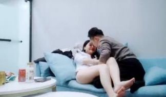 熟女、探花新晋老哥，特写口交活很棒，主动骑乘爆插