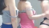 摇啊摇扭啊扭，三个美女同台叫声给土豪射
