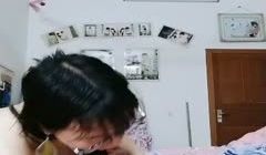 敞亮夫妻全程露脸家中激情啪啪，骚逼特写展示舔得都