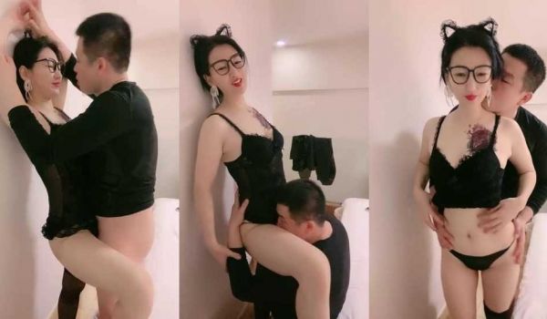娇子格调，气质轻熟女~好会撩啊~表情淫荡~大叔也