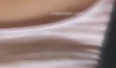 出脸可爱大学生主播在寝室开直播乳房饱满挺又大BB
