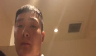 富二代约会美院拜金气质美女饥渴难耐在快餐店卫生间