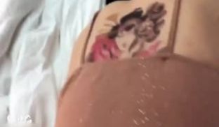 alinbabe_有着最大亮点美乳18岁女孩_中