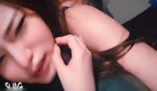 vivibabe巨乳女神露脸露点内射视频外流看她