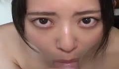 口爆颜值大眼妹。