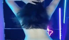 钢管舞女神台湾小飘飘，全程露脸大秀诱惑高跟情趣。