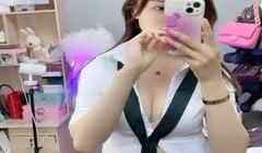 衬衣包臀裙性感女神！黑丝高跟鞋极品腿模！。