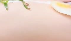 两个欠网贷美女，人体寿司和大款粉丝，3P啪啪。