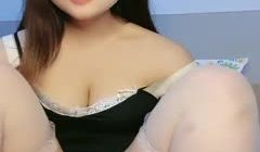 新人！清纯女神大奶肥臀苏梦洁_道具自慰疯狂喷水。