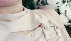 要爽还得靠闺蜜，姐妹露脸一起大秀直播，道具玩弄骚