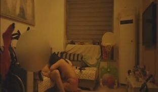 “喜欢撅着吗 你别射里头就行”对白淫荡精彩独守空