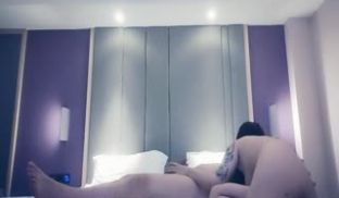 探花小哥直播时翻车-吹牛逼说我天天找小妹 一块表