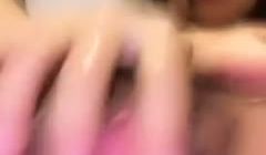 黄瓜抽插阴道爆菊淫声浪语不断。