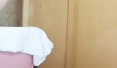美女自慰双指激情抽插浪叫高潮淫语不断非常诱惑。