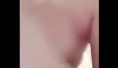眼镜淫骚少妇勾搭老哥到旅馆开房。