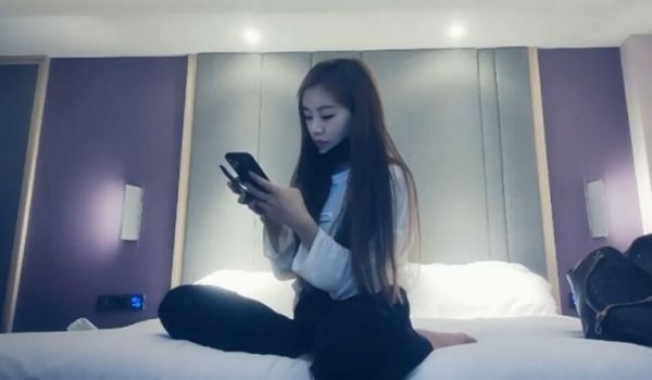 约操满背纹身的风骚御姐。