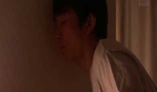 ADN-533-C 毎晩セックスの声が大きいお隣