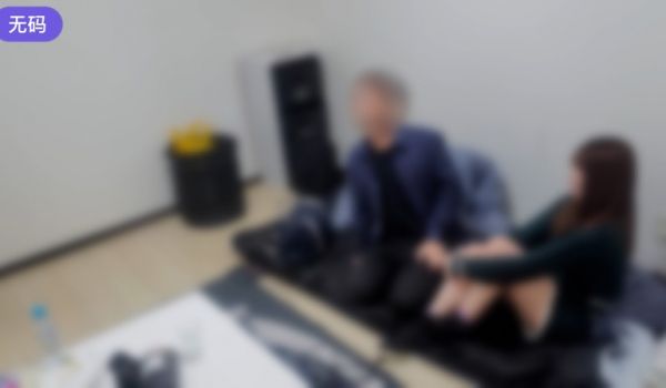 FC2-4348319 帰宅部美形ギャル自宅に连
