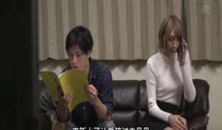 果派-对面房间的秘密戴口罩的女人被轮奸