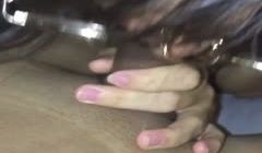 粉逼眼镜婊，才20岁就开始玩3P3。