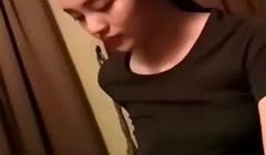 大奶妹手摇服务2。