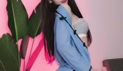 高颜值气质女神~热舞诱惑。