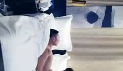 约了个黑衣少妇酒店啪啪，先做服务乳推舔菊毒龙钻