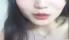 自慰高潮到昏迷的美女颜值高身材苗条小穴很诱人