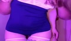 可爱女神美乳帮大屌男乳交，还翘起完美臀部被爆肏！