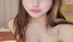 你心中的卡哇伊女友日本美美自慰诱惑~