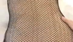 极品白虎巨乳美女〖草莓熊〗深夜回馈粉丝约炮 黑丝