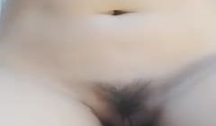 【国产自慰直播】清纯漂亮美女自慰淫水多多