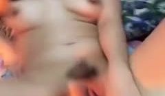【国产自慰直播】无套茄子加道具疯狂虐骚逼
