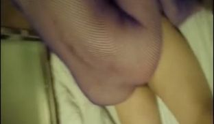新婚房和两个网袜坐台小姐玩双飞