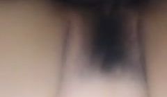 骚人妻跟炮友激情啪啪，情趣装黑丝诱惑，让男炮给舔