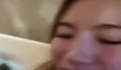 黑丝开档骚逼口活很棒，小哥草嘴跟草逼一样