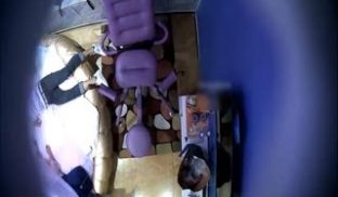 酒店偷拍艺术院校清纯漂亮妹子和男友啪啪,炮椅上被