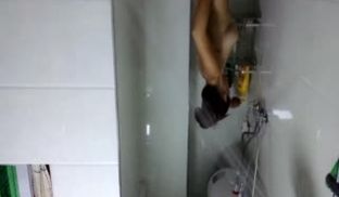 微拍美乳小美眉洗澡哥哥我想要高清无水印