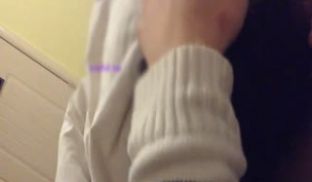 长得很像某当红明星的大二美女与男友激情啪啪后,看