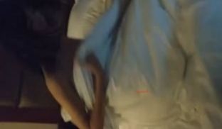 周末和漂亮大三女友开房啪啪外表清纯美女口活如此犀